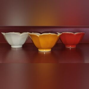 3 Vintage Set Flower Petal Dessert Bowls Tulips Multicolor Mid Century Japan